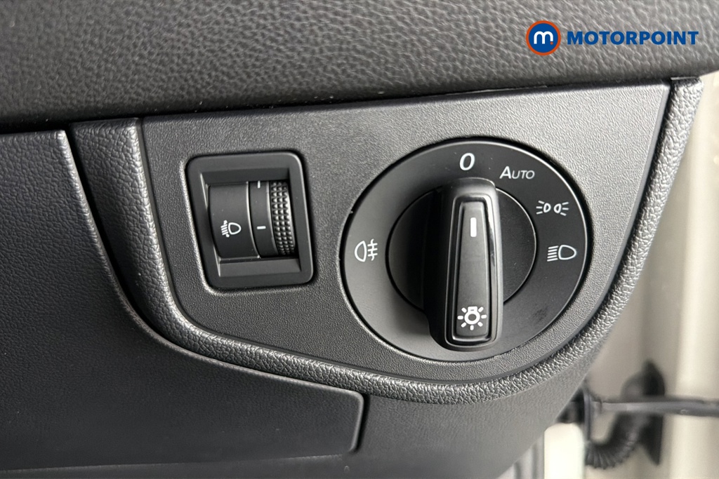 Volkswagen Polo Life Manual Petrol Hatchback - Stock Number (1682843) - 11th supplementary image