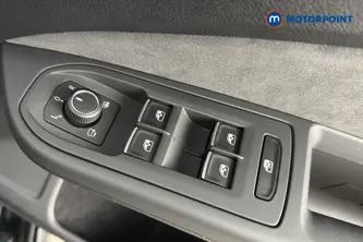 Volkswagen Golf Black Edition Automatic Petrol Hatchback - Stock Number (1683273) - 19th supplementary image