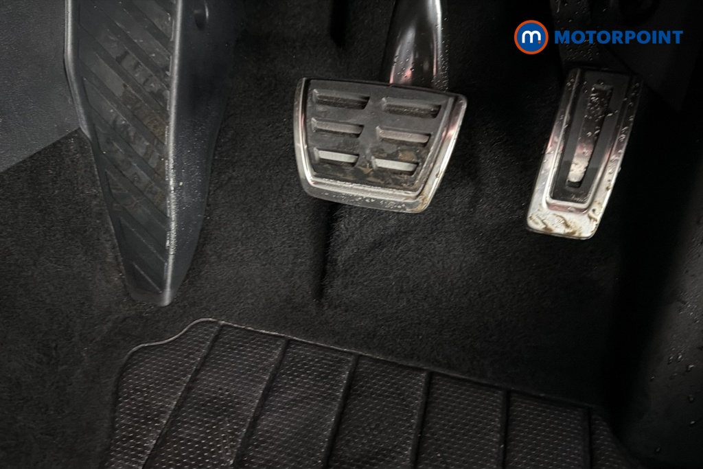 Volkswagen Golf Black Edition Automatic Petrol Hatchback - Stock Number (1683273) - 24th supplementary image