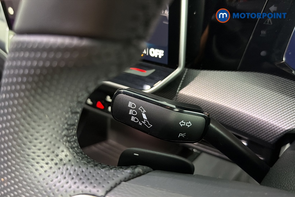 Volkswagen Golf R-Line Automatic Petrol Hatchback - Stock Number (1683276) - 5th supplementary image