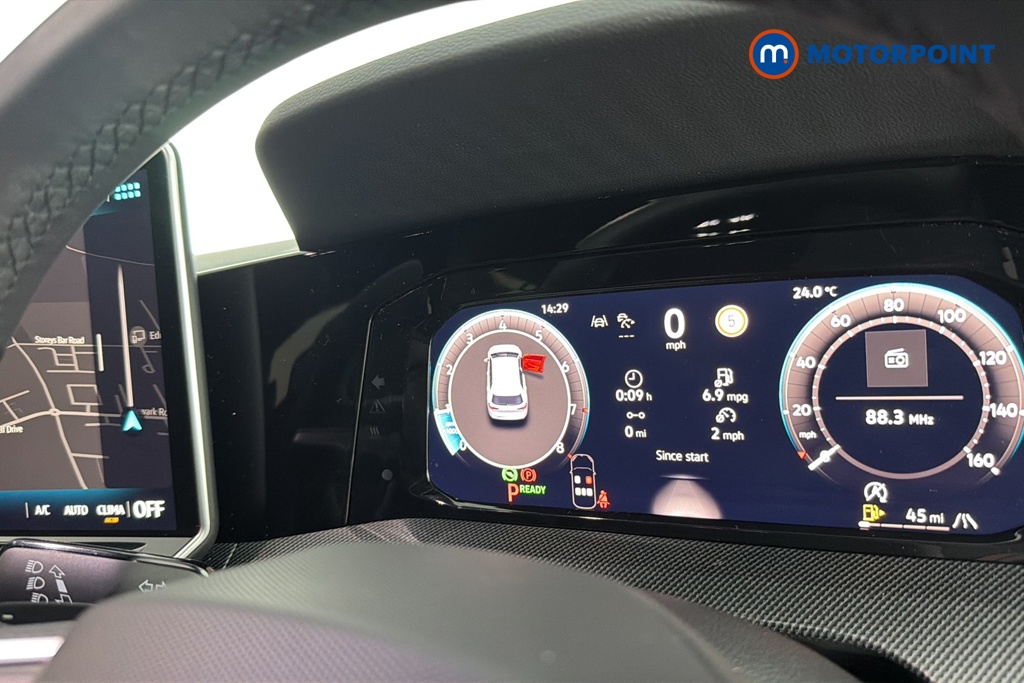 Volkswagen Golf R-Line Automatic Petrol Hatchback - Stock Number (1683276) - 7th supplementary image