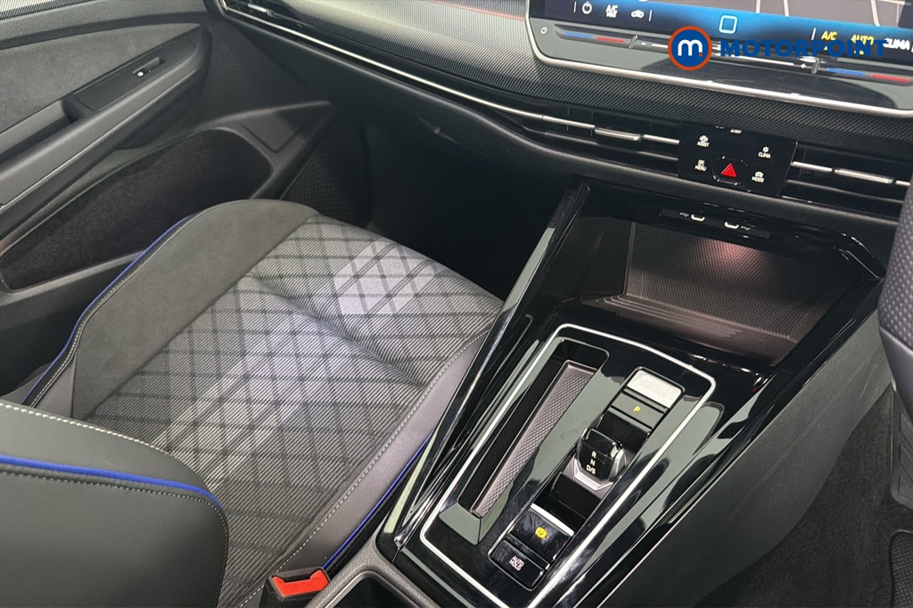 Volkswagen Golf R-Line Automatic Petrol Hatchback - Stock Number (1683276) - 15th supplementary image