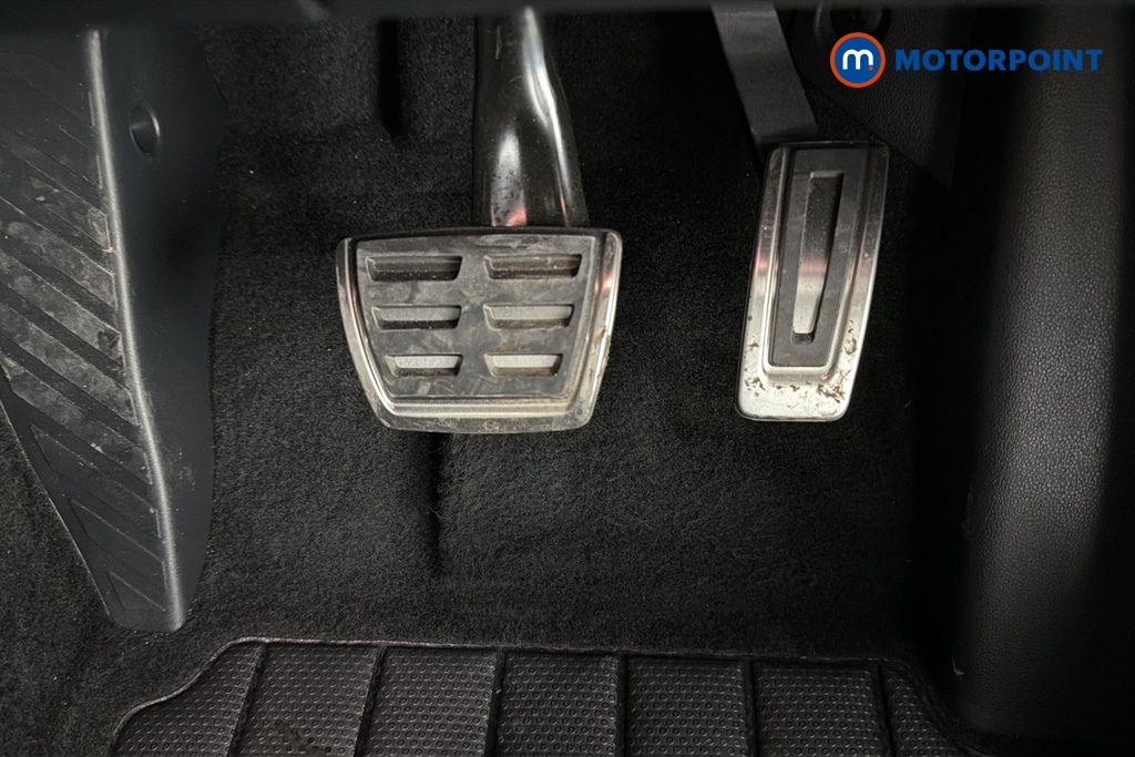 Volkswagen Golf R-Line Automatic Petrol Hatchback - Stock Number (1683276) - 24th supplementary image