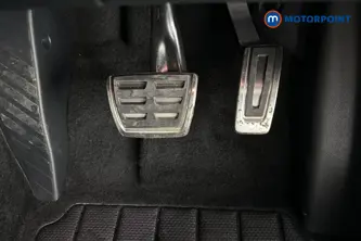 Volkswagen Golf R-Line Automatic Petrol Hatchback - Stock Number (1683276) - 24th supplementary image