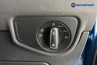 Volkswagen Touran SEL Automatic Petrol People Carrier - Stock Number (1683339) - 11th supplementary image