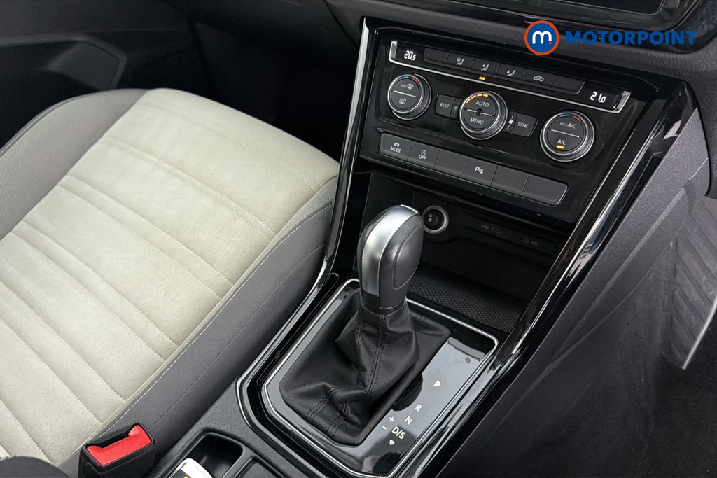 Volkswagen Touran SEL Automatic Petrol People Carrier - Stock Number (1683339) - 15th supplementary image