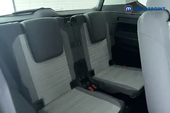 Volkswagen Touran SEL Automatic Petrol People Carrier - Stock Number (1683339) - 29th supplementary image
