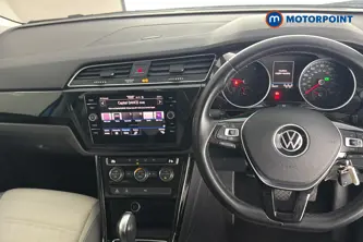 Volkswagen Touran SEL Automatic Petrol People Carrier - Stock Number (1683339) - 1st supplementary image