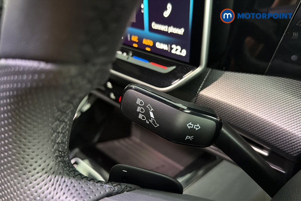 Volkswagen Golf R-Line Automatic Petrol Hatchback - Stock Number (1683341) - 5th supplementary image