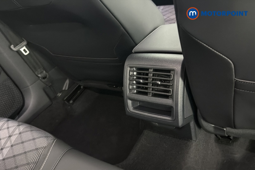 Volkswagen Golf R-Line Automatic Petrol Hatchback - Stock Number (1683341) - 28th supplementary image