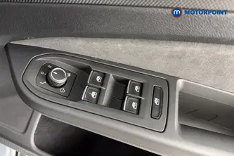Volkswagen Golf R-Line Automatic Petrol Hatchback - Stock Number (1683342) - 19th supplementary image