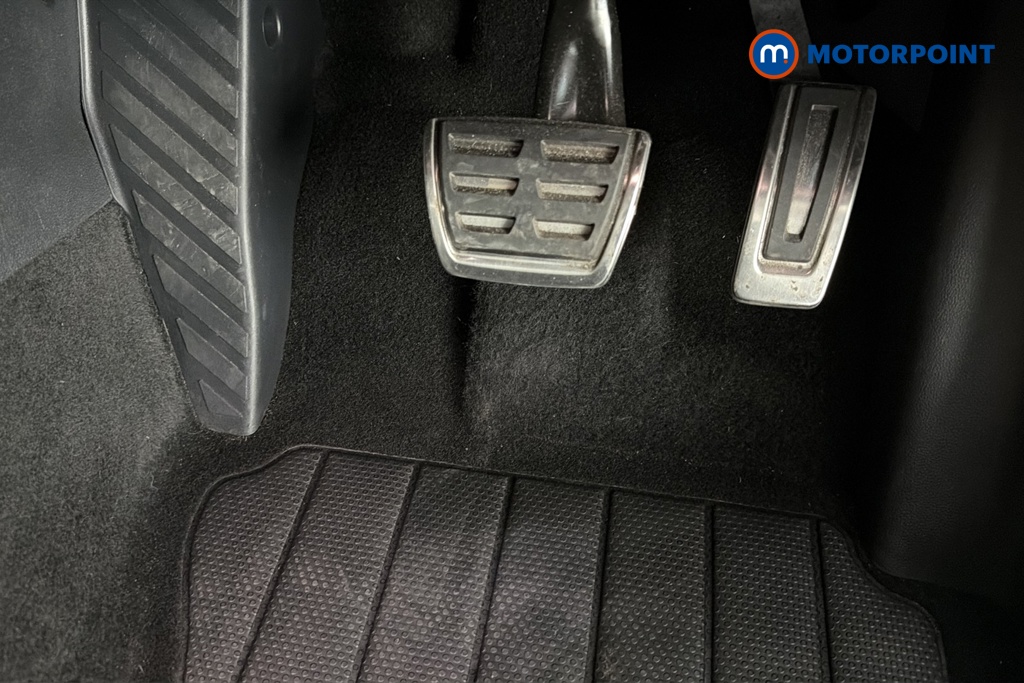 Volkswagen Golf R-Line Automatic Petrol Hatchback - Stock Number (1683342) - 24th supplementary image