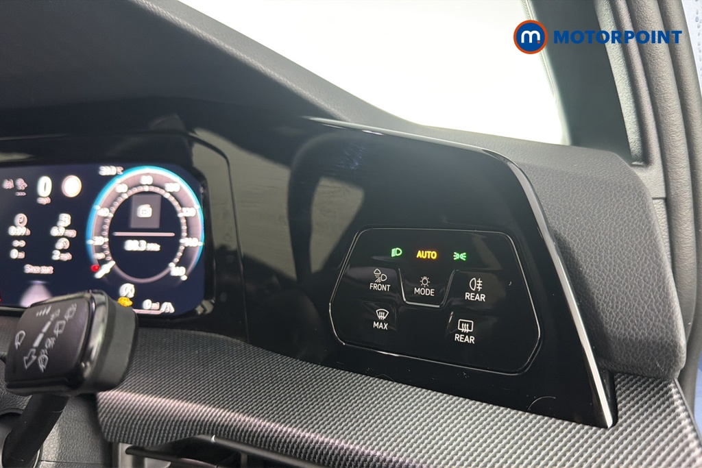 Volkswagen Golf Black Edition Automatic Petrol Hatchback - Stock Number (1683348) - 11th supplementary image
