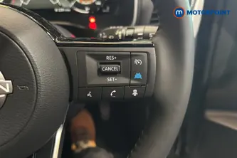 Nissan Qashqai Tekna Manual Petrol SUV - Stock Number (1683801) - 3rd supplementary image