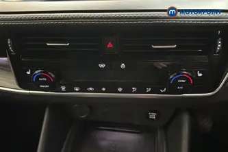 Nissan Qashqai Tekna Manual Petrol SUV - Stock Number (1683801) - 13th supplementary image