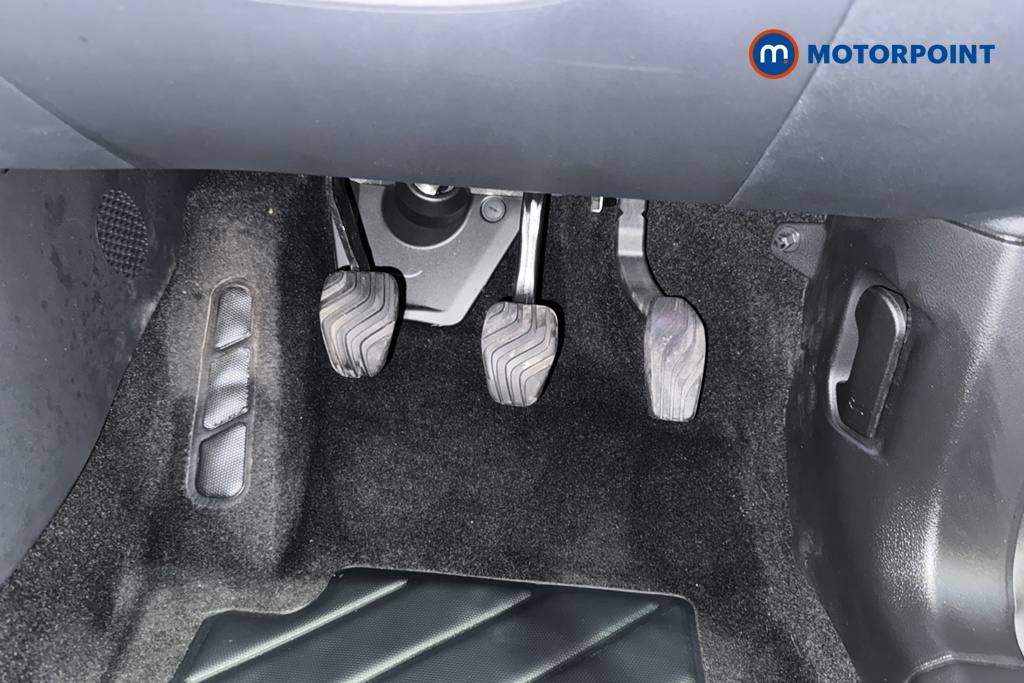Nissan Qashqai Tekna Manual Petrol SUV - Stock Number (1683801) - 24th supplementary image