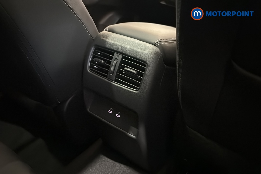 Nissan Qashqai Tekna Manual Petrol SUV - Stock Number (1683801) - 28th supplementary image