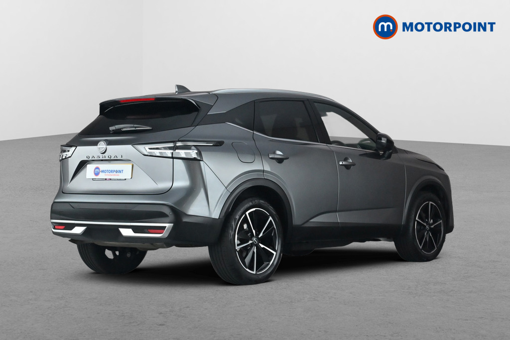 Nissan Qashqai Tekna Manual Petrol SUV - Stock Number (1683801) - Passenger side rear corner