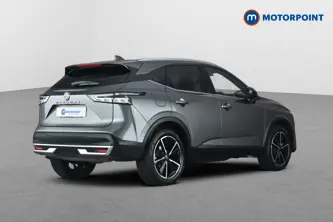 Nissan Qashqai Tekna Manual Petrol SUV - Stock Number (1683801) - Passenger side rear corner