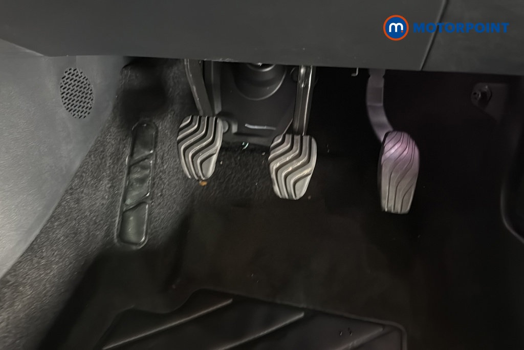 Nissan Qashqai Tekna Manual Petrol SUV - Stock Number (1683806) - 24th supplementary image