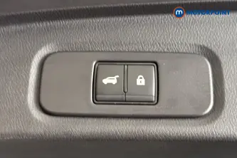 Nissan Qashqai Tekna Manual Petrol SUV - Stock Number (1683806) - 35th supplementary image