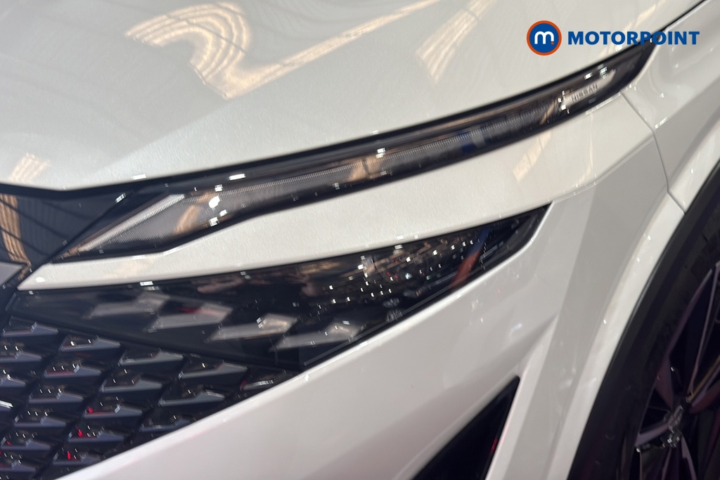 Nissan Qashqai Tekna Manual Petrol SUV - Stock Number (1683806) - 42nd supplementary image