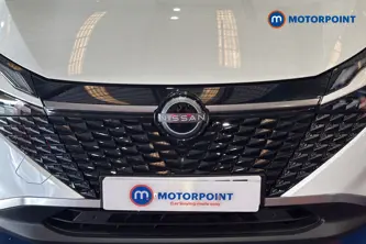Nissan Qashqai Tekna Manual Petrol SUV - Stock Number (1683806) - 43rd supplementary image