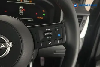Nissan Qashqai Tekna Manual Petrol SUV - Stock Number (1683809) - 3rd supplementary image