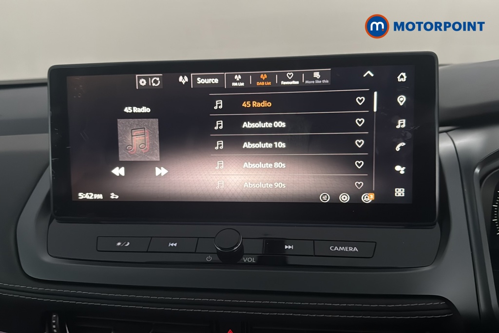 Nissan Qashqai Tekna Manual Petrol SUV - Stock Number (1683809) - 8th supplementary image