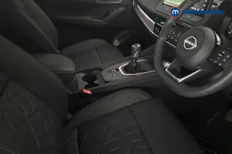 Nissan Qashqai Tekna Manual Petrol SUV - Stock Number (1683809) - 22nd supplementary image
