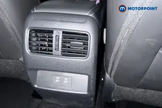 Nissan Qashqai Tekna Manual Petrol SUV - Stock Number (1683809) - 28th supplementary image