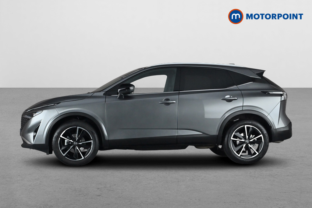 Nissan Qashqai Tekna Manual Petrol SUV - Stock Number (1683809) - Drivers side