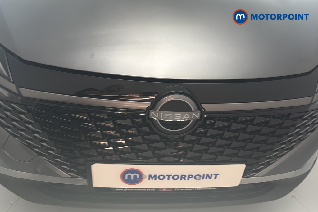 Nissan Qashqai Tekna Manual Petrol SUV - Stock Number (1683809) - 43rd supplementary image