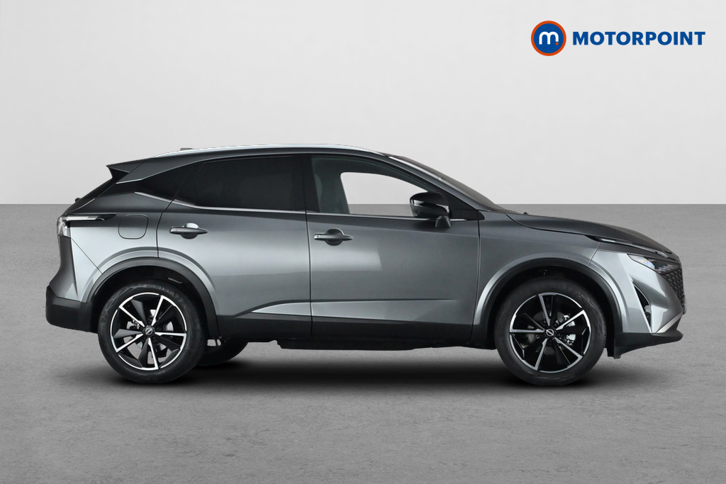 Nissan Qashqai Tekna Manual Petrol SUV - Stock Number (1683809) - Passenger side