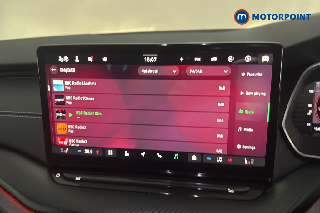 Skoda Octavia Sportline Automatic Petrol Estate - Stock Number (1683818) - 8th supplementary image