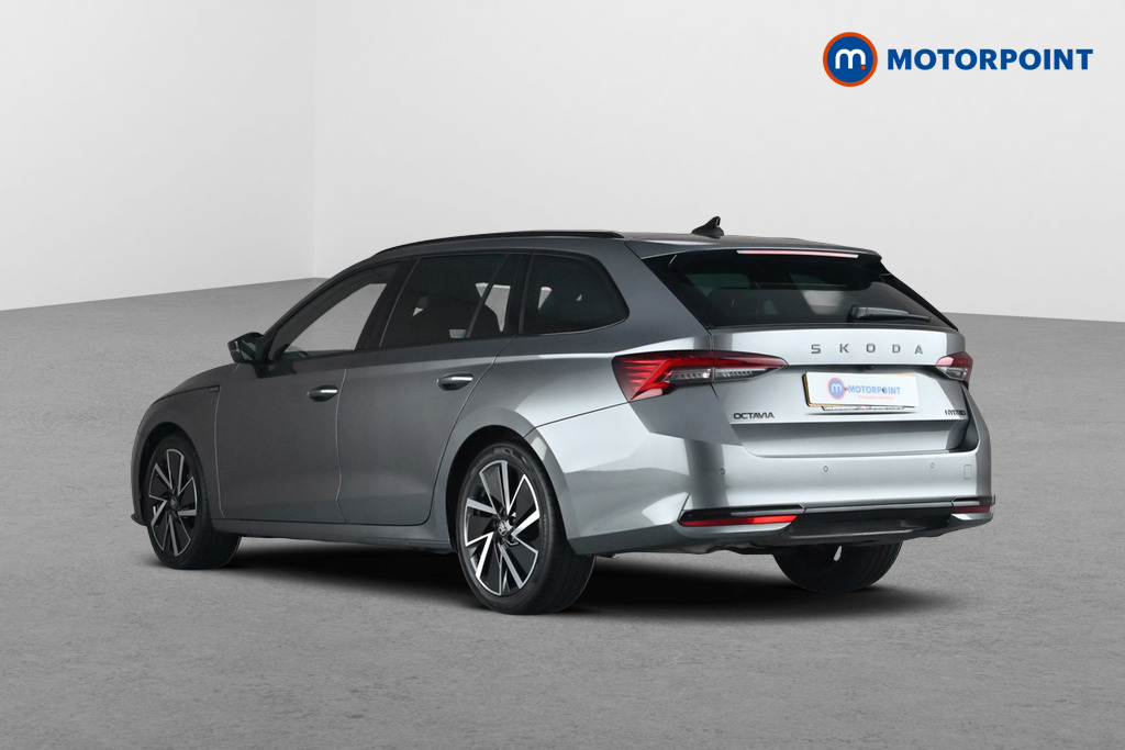 Skoda Octavia Sportline Automatic Petrol Estate - Stock Number (1683818) - Drivers side rear corner