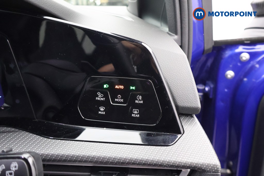 Volkswagen Golf R Automatic Petrol Hatchback - Stock Number (1684116) - 7th supplementary image