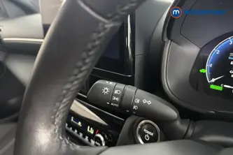 Toyota Yaris Cross Excel Automatic Petrol-Electric Hybrid Estate - Stock Number (1684209) - 5th supplementary image