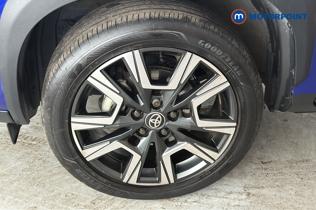 Toyota Yaris Cross Excel Automatic Petrol-Electric Hybrid Estate - Stock Number (1684209) - 44th supplementary image