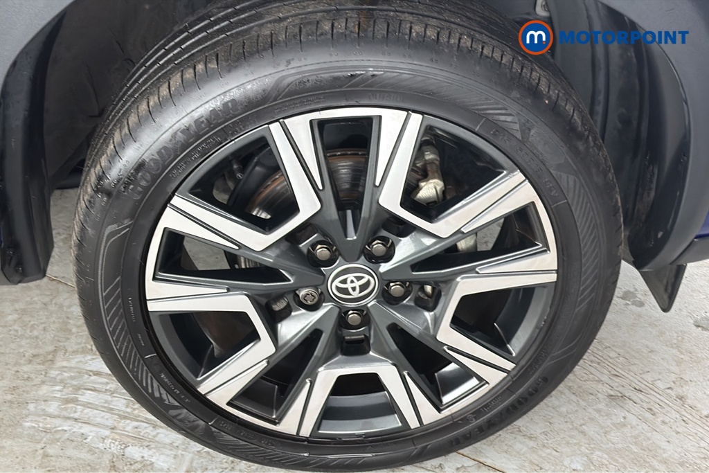 Toyota Yaris Cross Excel Automatic Petrol-Electric Hybrid Estate - Stock Number (1684209) - 47th supplementary image