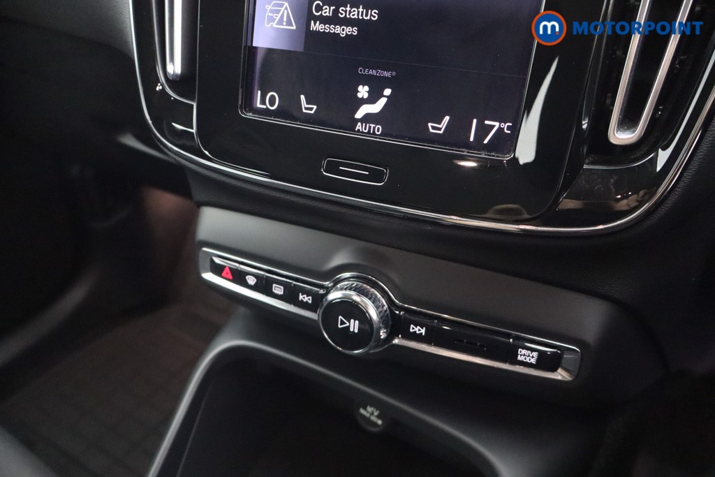 Volvo Xc40 Momentum Manual Petrol SUV - Stock Number (1684723) - 11th supplementary image