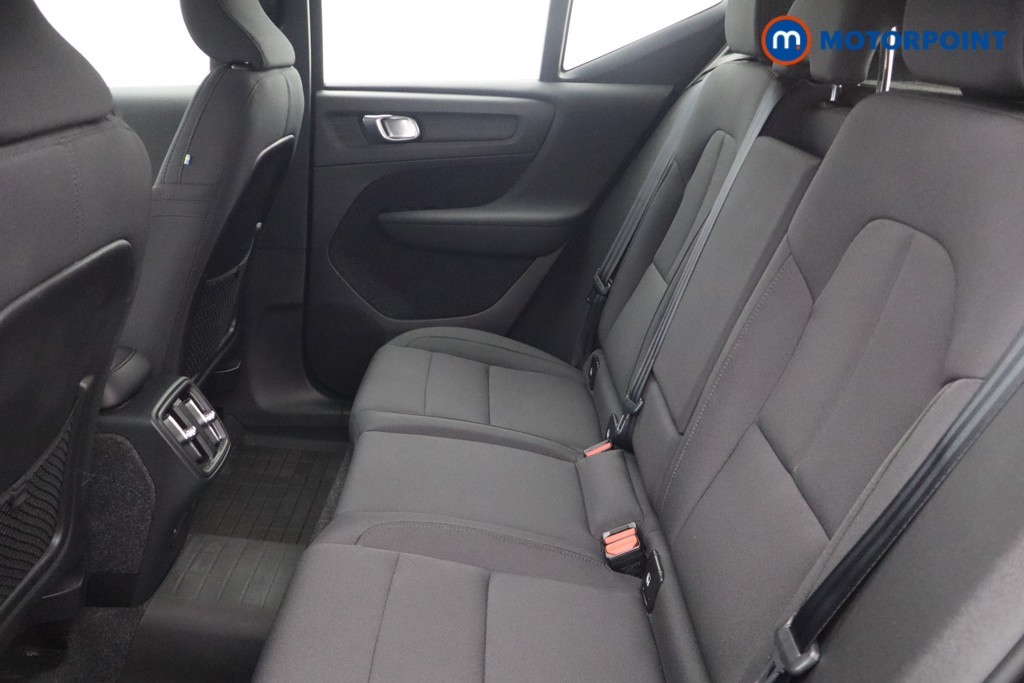 Volvo Xc40 Momentum Manual Petrol SUV - Stock Number (1684723) - 29th supplementary image