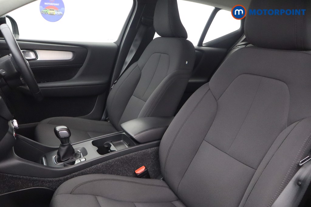 Volvo Xc40 Momentum Manual Petrol SUV - Stock Number (1684723) - 30th supplementary image