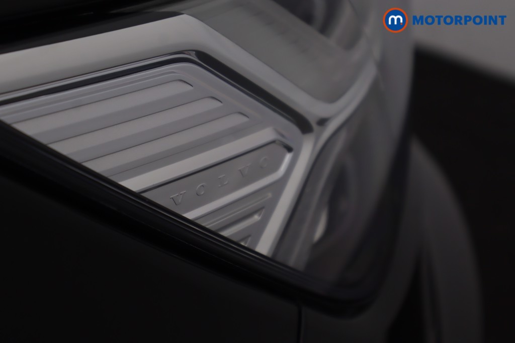Volvo Xc40 Momentum Manual Petrol SUV - Stock Number (1684723) - 37th supplementary image