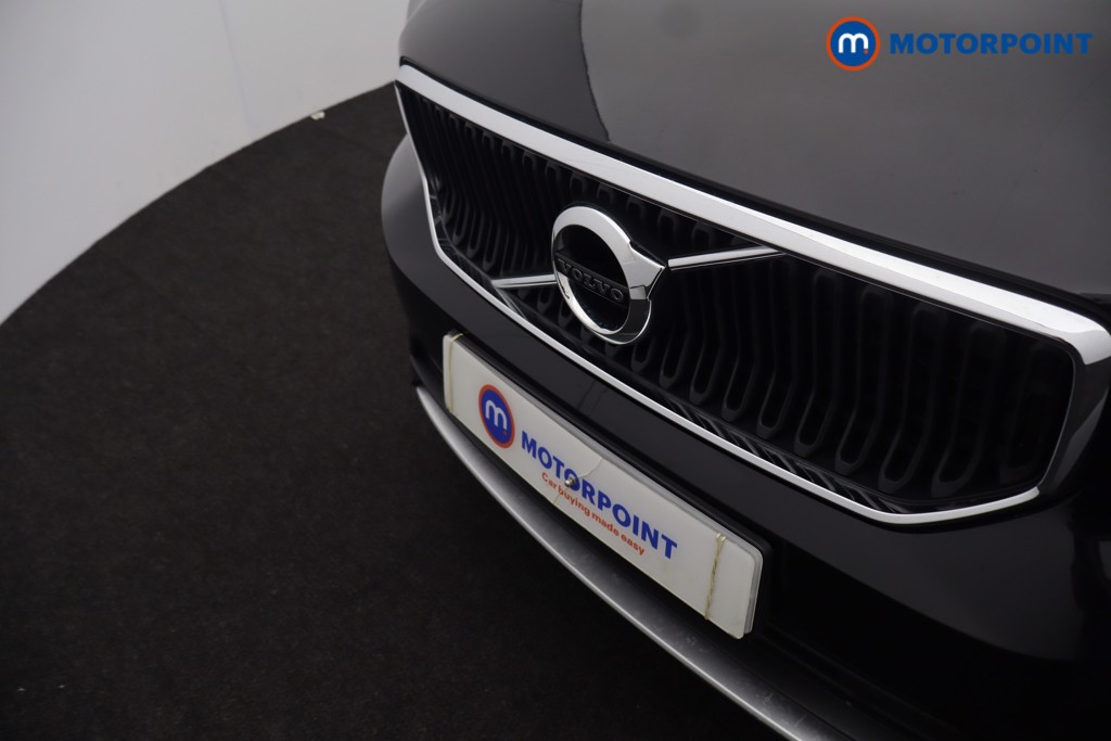 Volvo Xc40 Momentum Manual Petrol SUV - Stock Number (1684723) - 38th supplementary image
