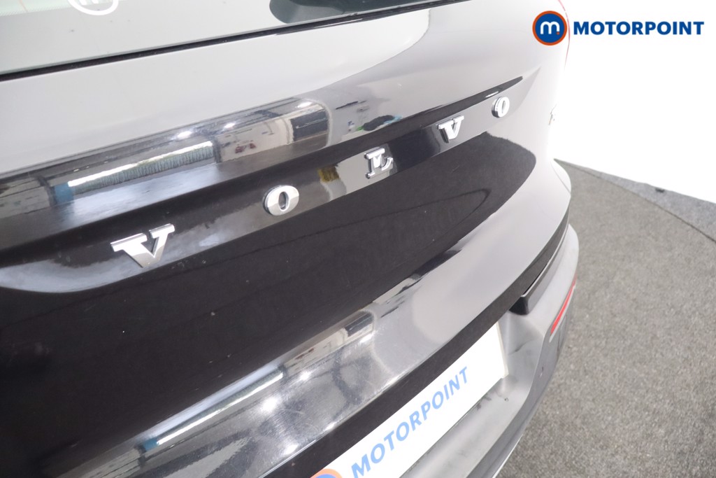 Volvo Xc40 Momentum Manual Petrol SUV - Stock Number (1684723) - 42nd supplementary image