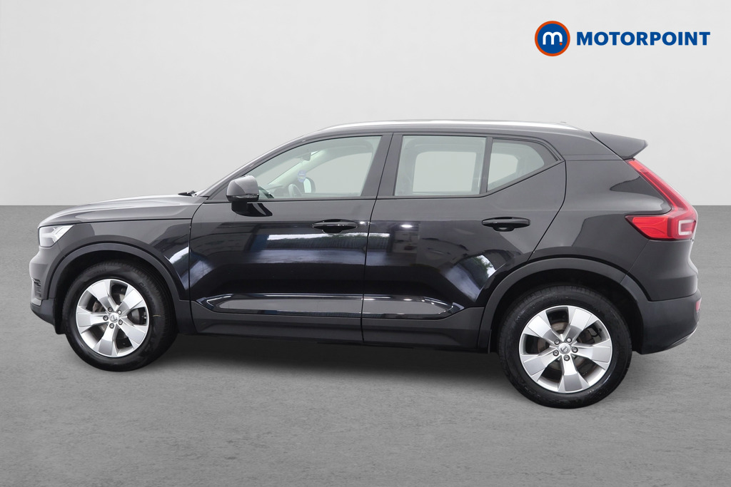 Volvo Xc40 Momentum Manual Petrol SUV - Stock Number (1684723) - Passenger side