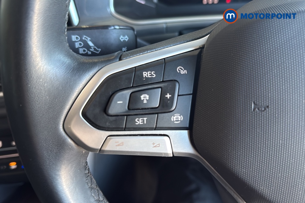 Volkswagen T-Roc Style Manual Petrol SUV - Stock Number (1607185) - 4th supplementary image