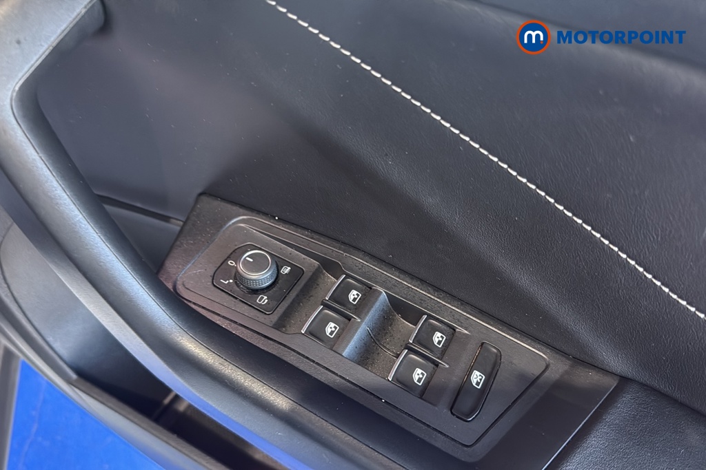 Volkswagen T-Roc Style Manual Petrol SUV - Stock Number (1607185) - 19th supplementary image