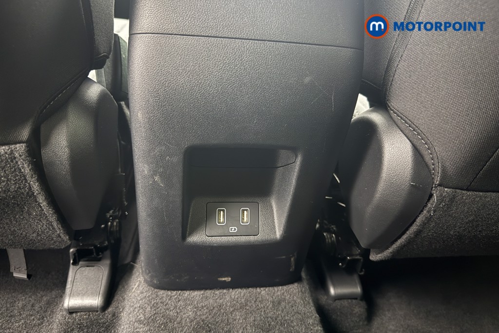 Hyundai Tucson Premium Manual Petrol SUV - Stock Number (1617346) - 17th supplementary image